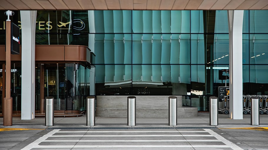 Crash-Rated Bollards protect the Kansa City Airport