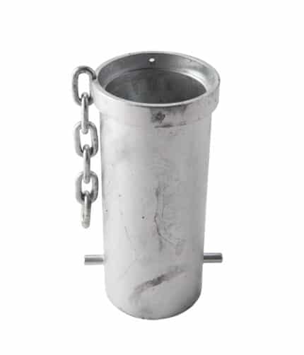removable bollard mounting with chain